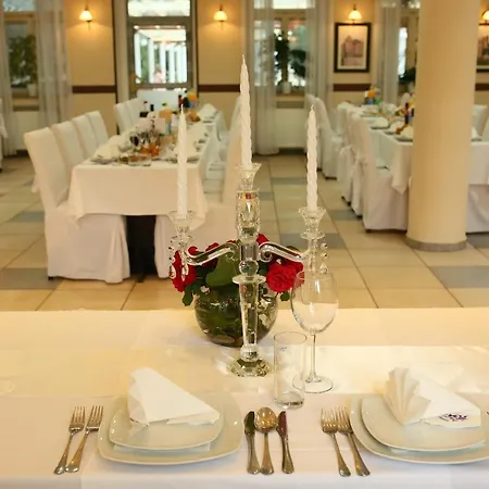 Leotar Hotel