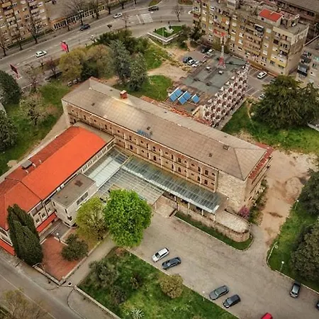 Leotar Szálloda