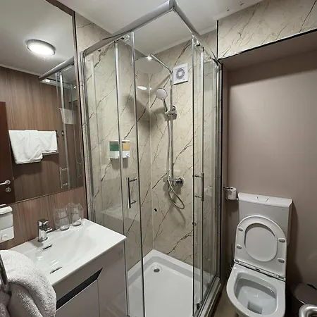 Leotar Hotel 4*