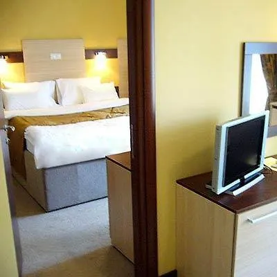 Hotel Leotar 4*